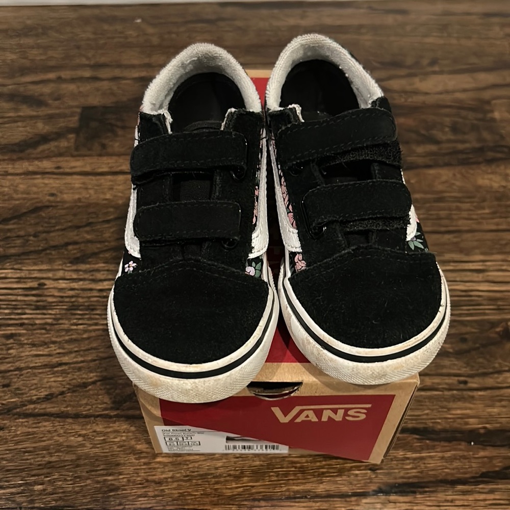 Vans Old Skool V fun floral toddler size 8.5 shoes